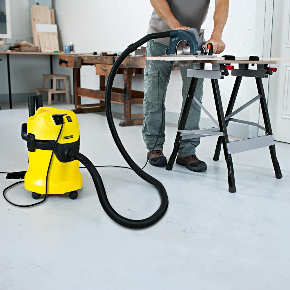 Karcher 17-Liter Wet & Dry Vacuum with Blower Function - Made in Germany